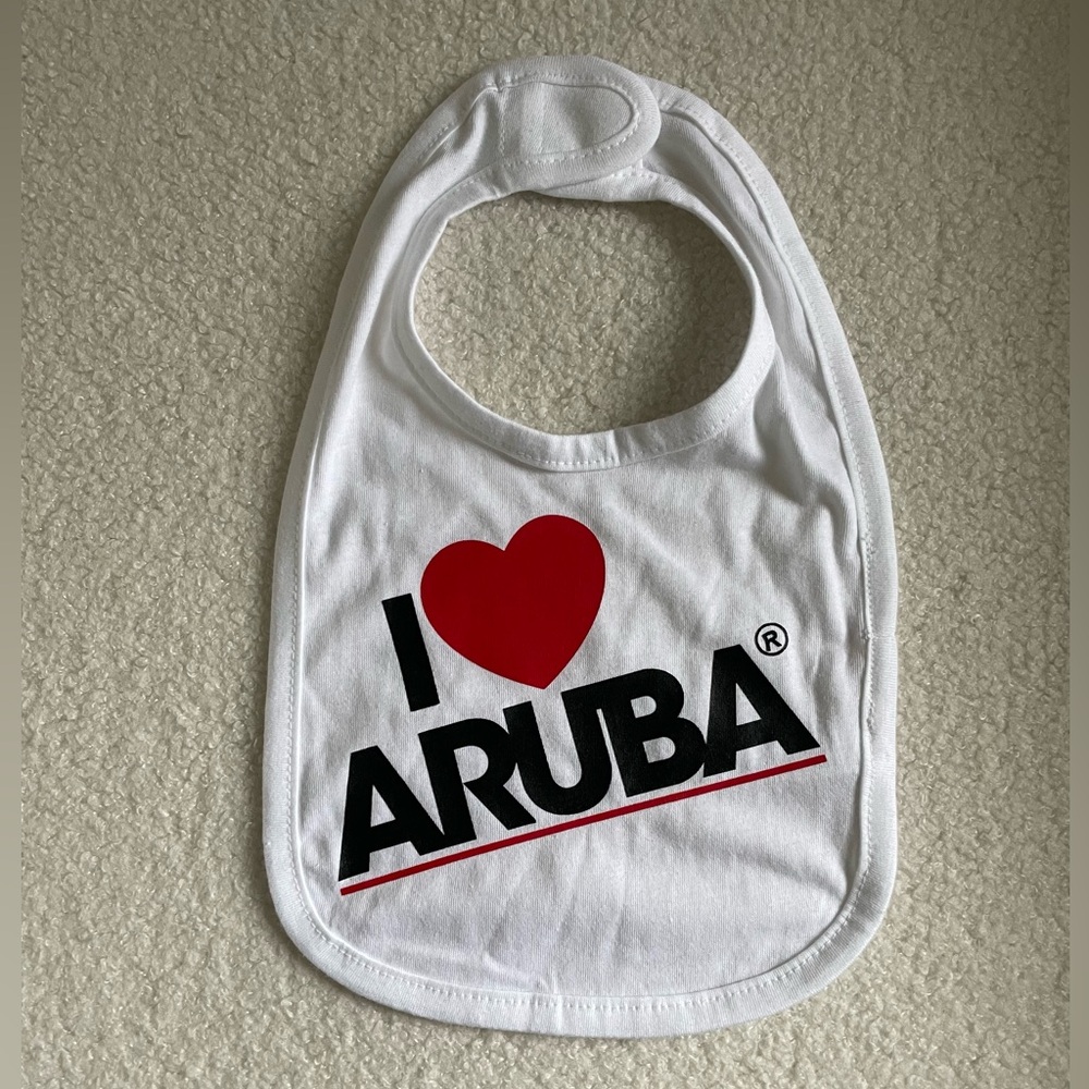 I Love Aruba Bib